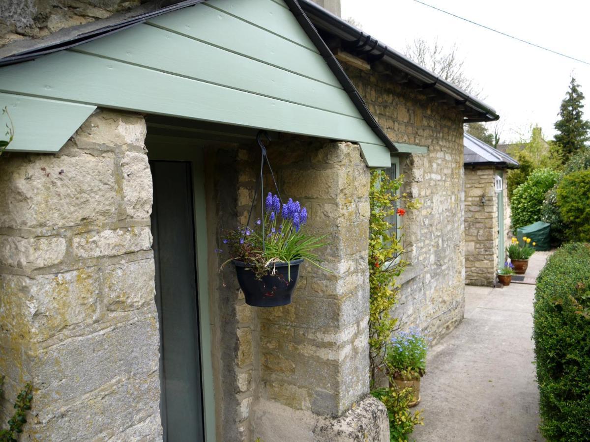 Cosy Stone Cottage, The Bungalow Perrotts Brook Cirencester Εξωτερικό φωτογραφία