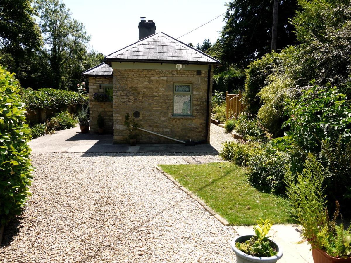 Cosy Stone Cottage, The Bungalow Perrotts Brook Cirencester Εξωτερικό φωτογραφία