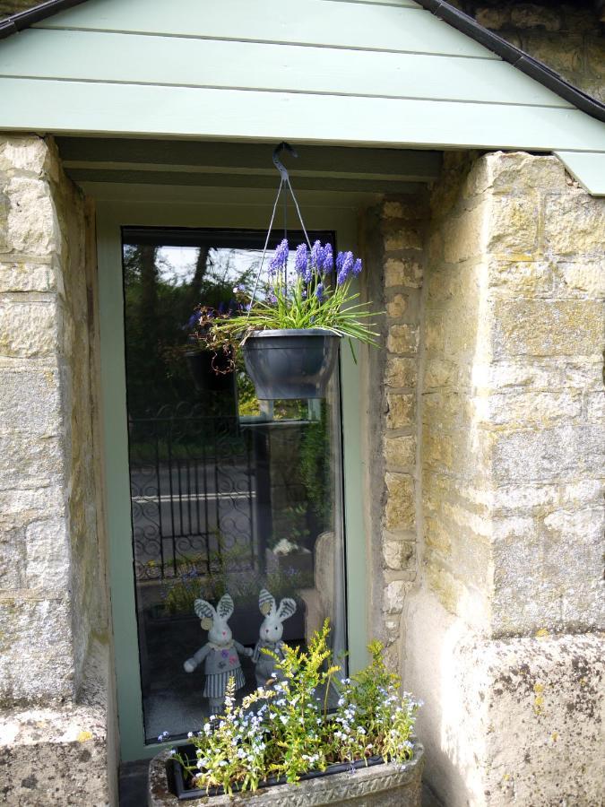Cosy Stone Cottage, The Bungalow Perrotts Brook Cirencester Εξωτερικό φωτογραφία