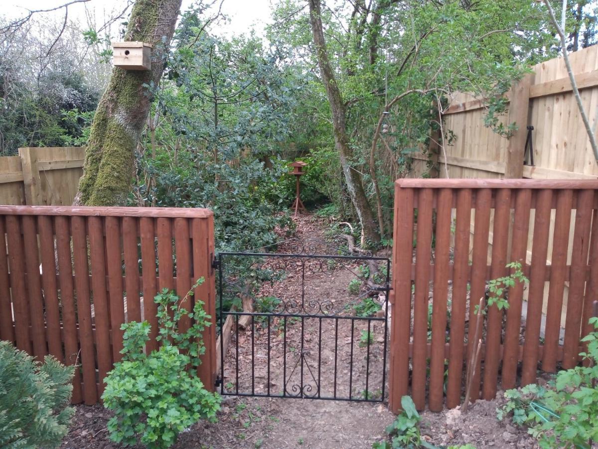Cosy Stone Cottage, The Bungalow Perrotts Brook Cirencester Εξωτερικό φωτογραφία