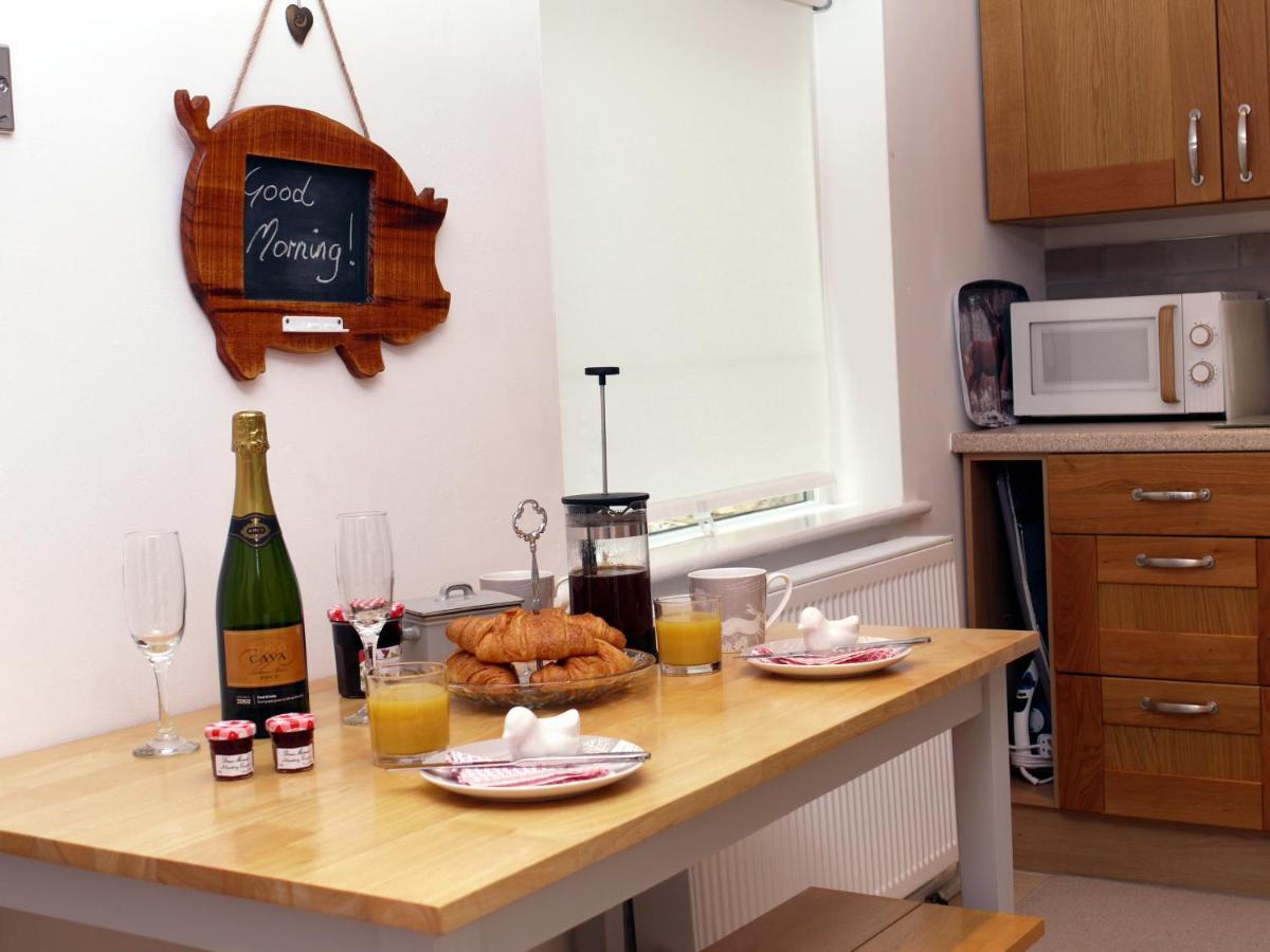 Cosy Stone Cottage, The Bungalow Perrotts Brook Cirencester Εξωτερικό φωτογραφία